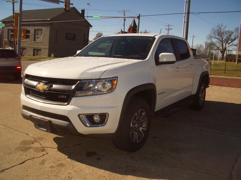 Used 2015 Chevrolet Colorado Z71 with VIN 1GCGTCE39F1142943 for sale in Marysville, KS