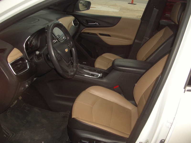 2022 Chevrolet Equinox Premier photo 3