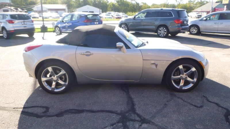 2007 Pontiac Solstice photo 4