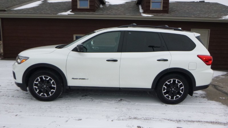 Used 2020 Nissan Pathfinder SL