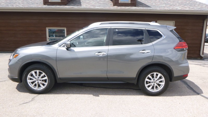 Used 2017 Nissan Rogue SV