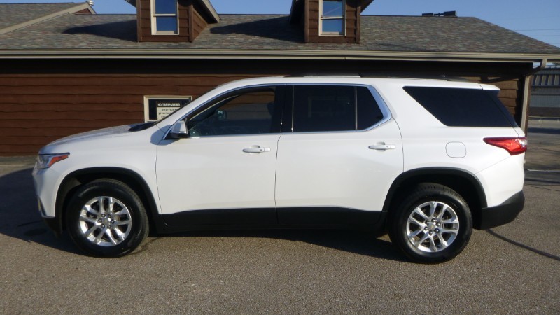 Used 2021 Chevrolet Traverse LT Cloth