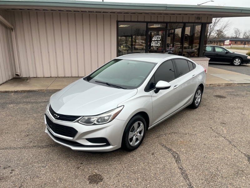 2018 Chevrolet Cruze LS