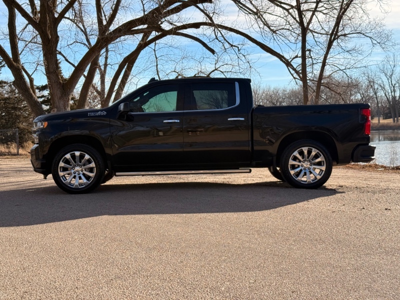 2020 Chevrolet Silverado 1500 High Country's photo
