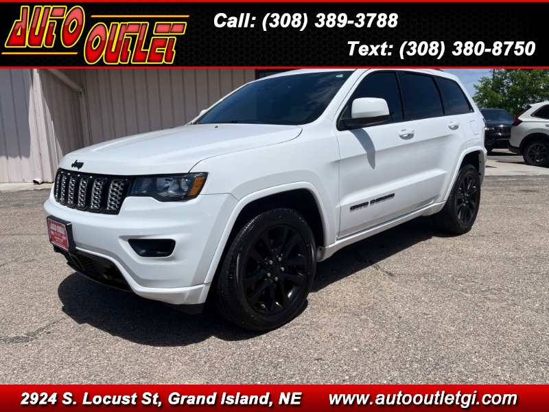 White 2021 Jeep Grand Cherokee Laredo X 4WD SUV / Crossover Four-Wheel Drive Automatic