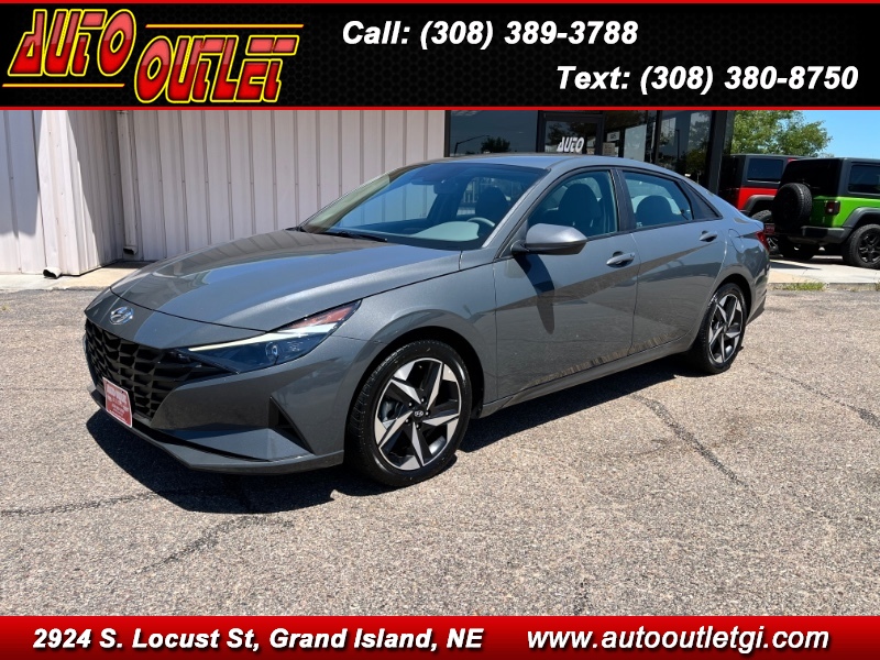 Auto Outlet photo