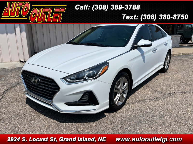 Auto Outlet photo
