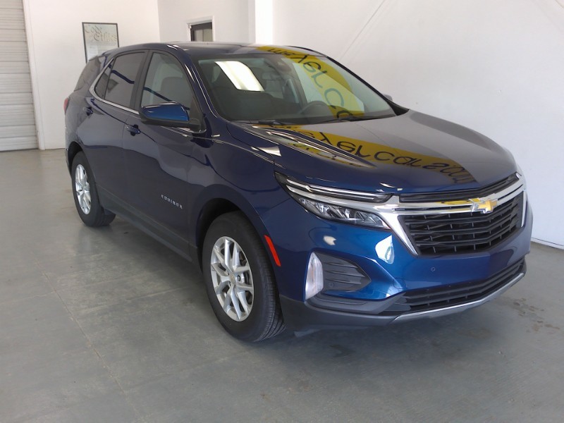 Used 2022 Chevrolet Equinox LT with VIN 3GNAXKEV4NL275730 for sale in Maryville, MO