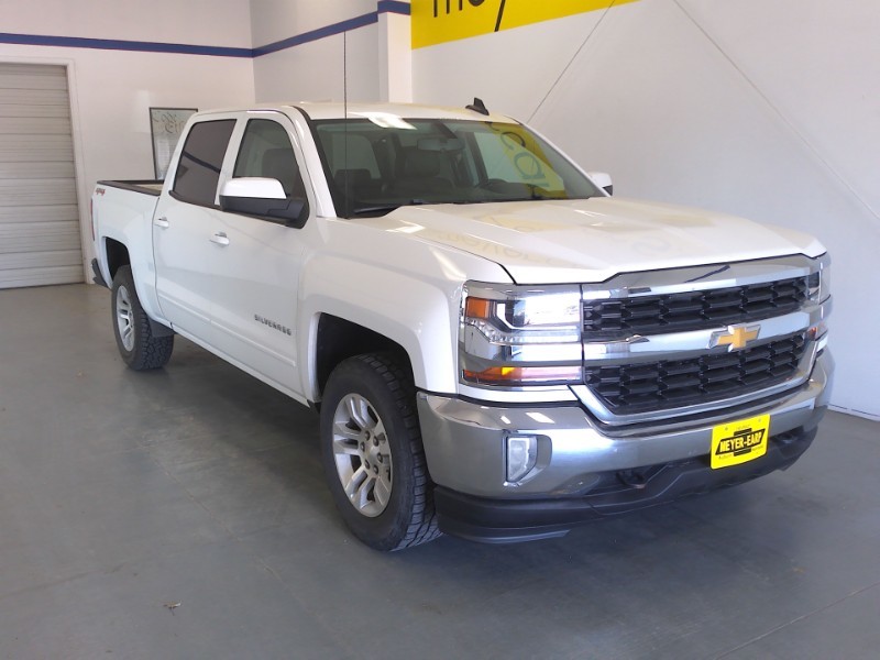 Used 2017 Chevrolet Silverado 1500 LT with VIN 3GCUKREC3HG377979 for sale in Kansas City