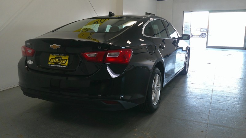 Used 2024 Chevrolet Malibu 1LT with VIN 1G1ZD5ST8RF106554 for sale in Kansas City