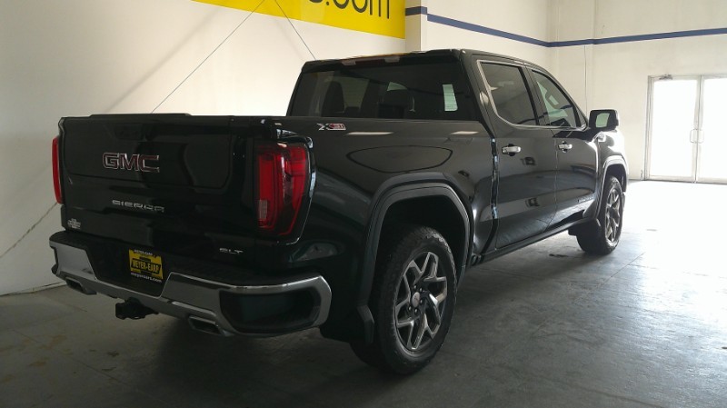 Used 2025 GMC Sierra 1500 SLT with VIN 3GTUUDED1SG105010 for sale in Kansas City