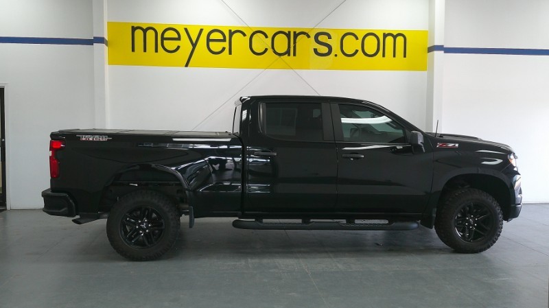 Black 2022 Chevrolet Silverado 1500 Pickup Truck Four-Wheel Drive Automatic