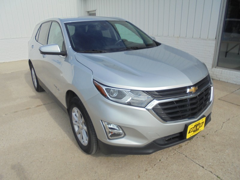 Used 2020 Chevrolet Equinox LT with VIN 3GNAXUEV2LS623684 for sale in Kansas City