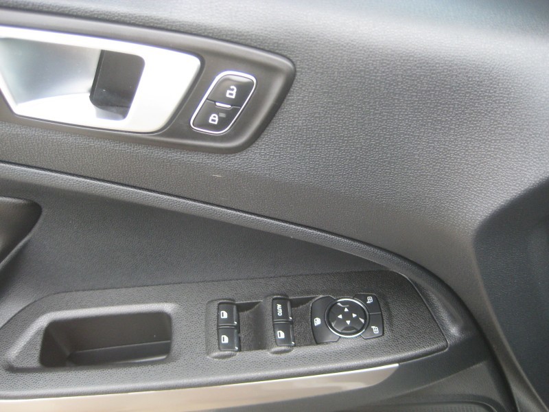 2020 Ford EcoSport Titanium photo 14