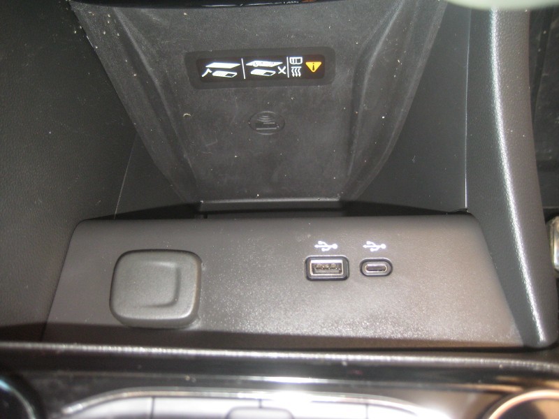 2025 Buick Encore GX Sport Touring photo 15