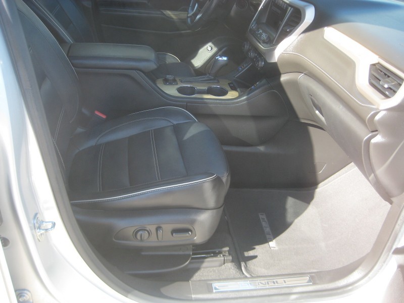 2019 Gmc Acadia Denali photo 41