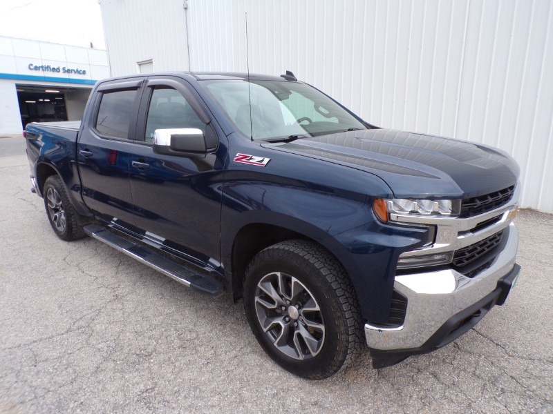 Used 2019 Chevrolet Silverado 1500 LT with VIN 3GCUYDED9KG218773 for sale in Kansas City