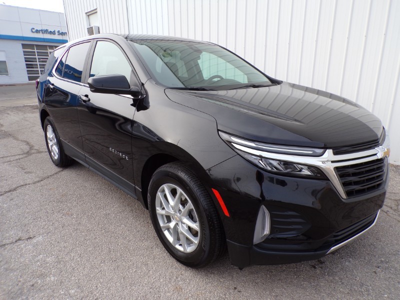 Used 2022 Chevrolet Equinox LT with VIN 3GNAXKEV9NL286142 for sale in Maryville, MO