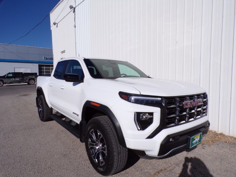 Used 2023 GMC Canyon AT4 with VIN 1GTP6DEK7P1269003 for sale in Kansas City