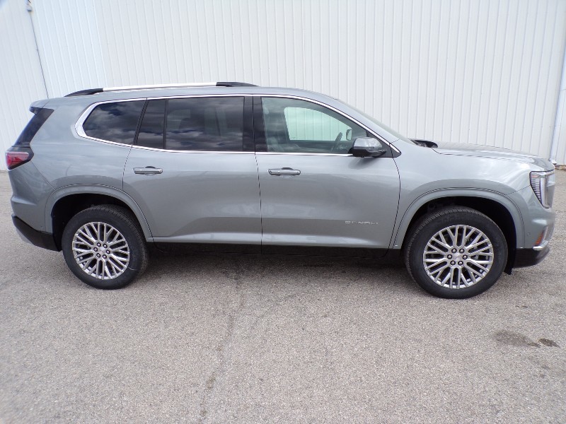 2026 GMC Acadia Denali AWD's photo