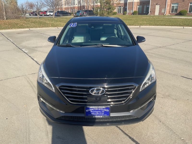 2016 Hyundai Sonata Limited photo 2