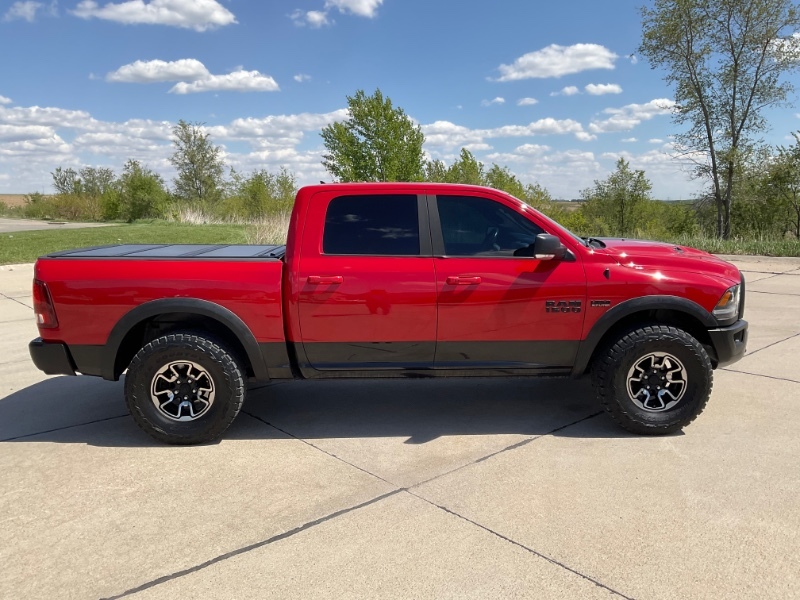 2016 RAM 1500 Rebel 4x4 Crew Cab 5'7's photo
