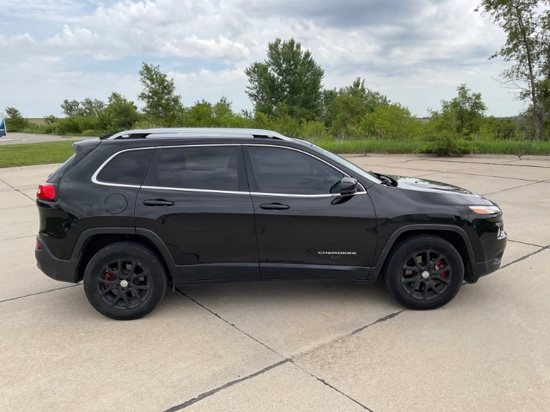2016 Jeep Cherokee Latitude 4X4's photo