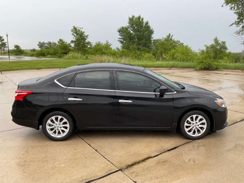 2018 Nissan Sentra SV CVT's photo
