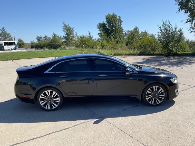 2017 Lincoln MKZ Reserve FWD