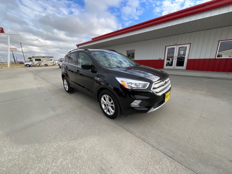 Used 2018 Ford Escape SE with VIN 1FMCU0GD7JUB55015 for sale in Seward, NE