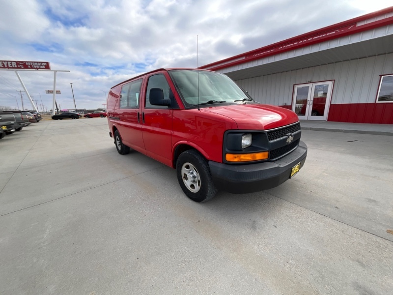 Used 2008 Chevrolet Express Cargo Work Van with VIN 1GCFG15X481186164 for sale in Seward, NE