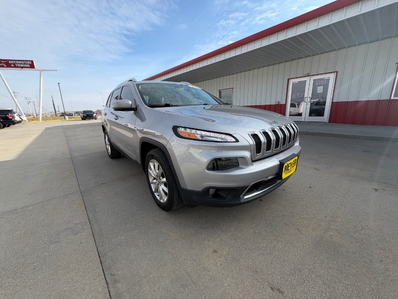 2017 Jeep Cherokee Limited photo 2