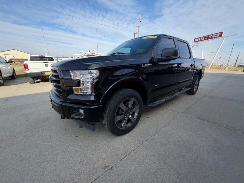 2017 Ford F-150 XLT photo 4