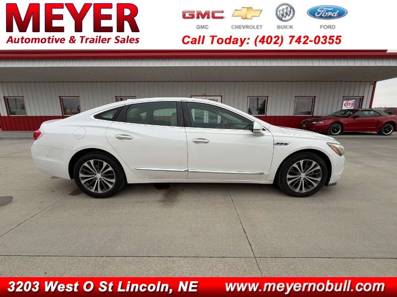 2017 Buick LaCrosse Premium's photo