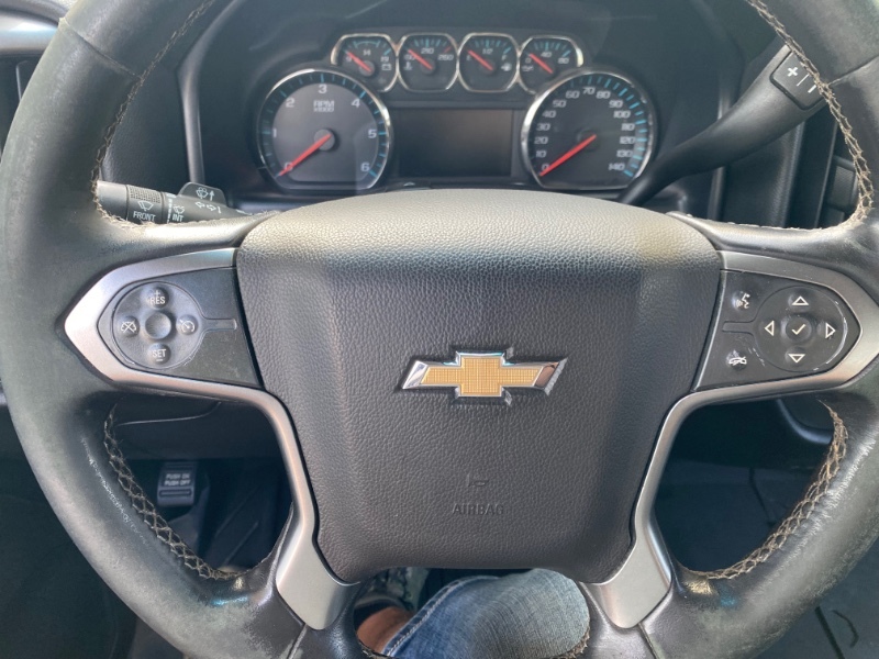 2019 Chevrolet Silverado 2500HD LT photo 3