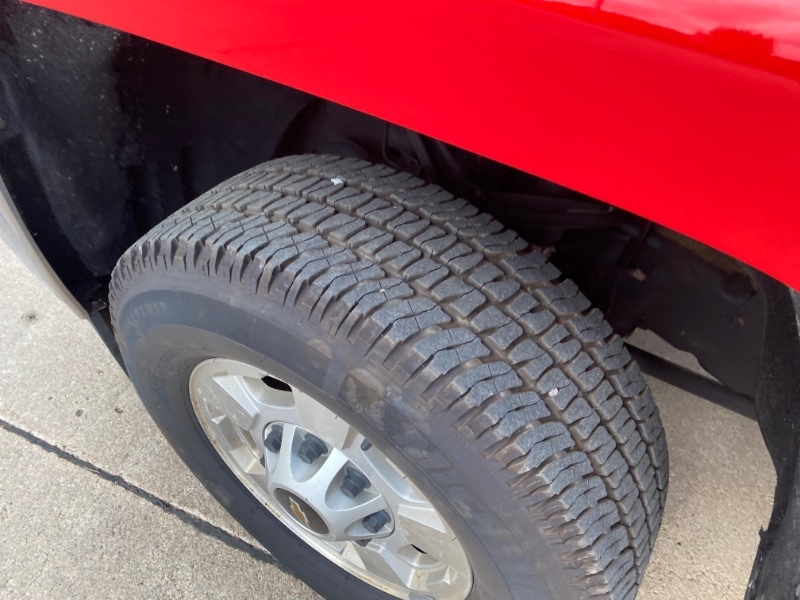 2019 Chevrolet Silverado 2500HD LT photo 13
