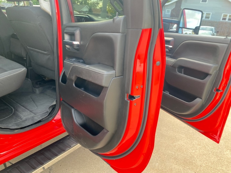 2019 Chevrolet Silverado 2500HD LT photo 17