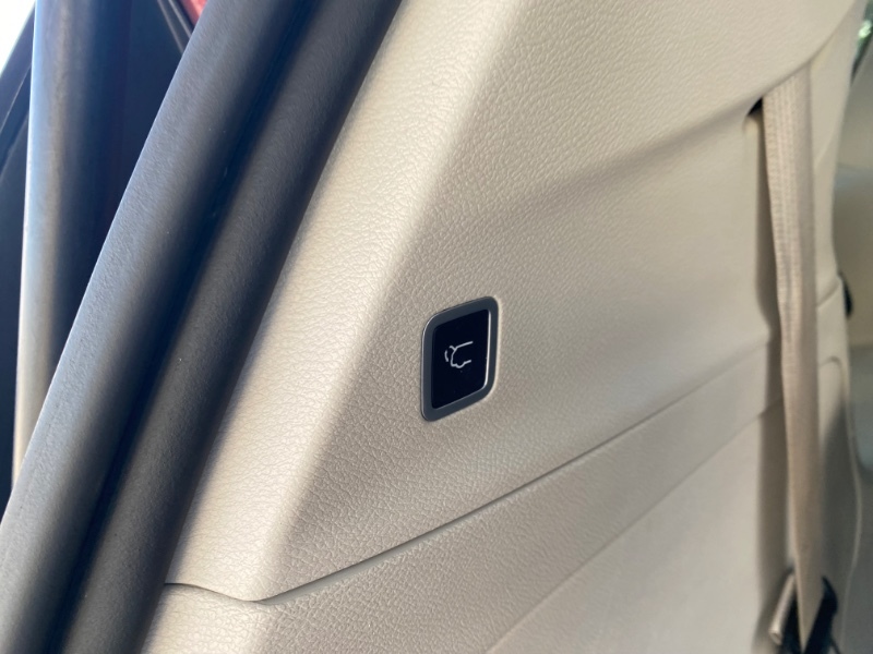 2018 Chrysler Pacifica Touring L photo 17