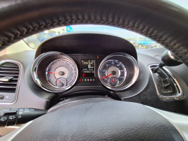 2014 Chrysler Town & Country Touring photo 10