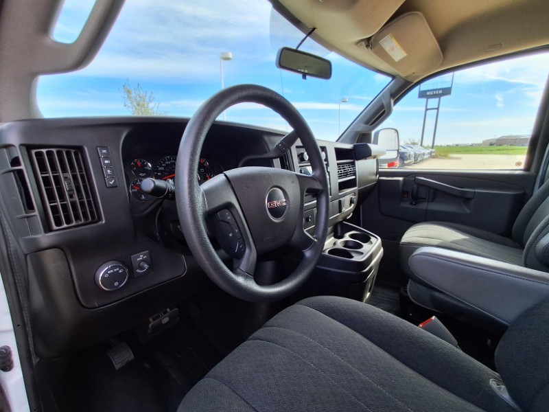 2022 Gmc Savana Cargo 2500 photo 7