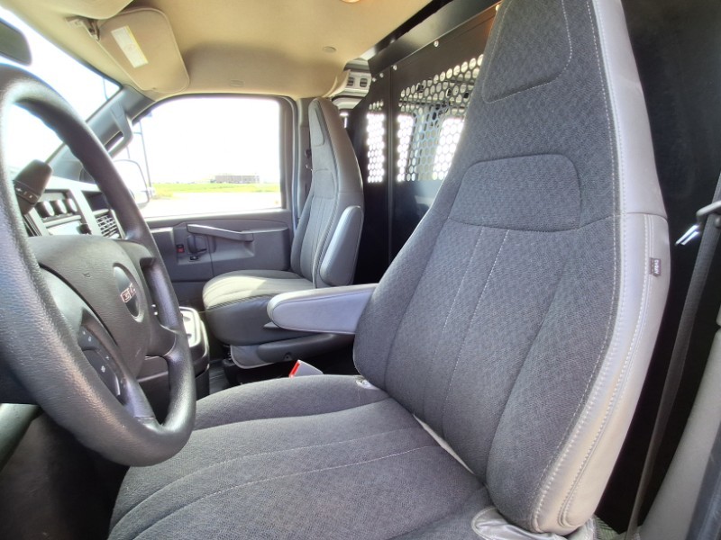 2022 Gmc Savana Cargo 2500 photo 8