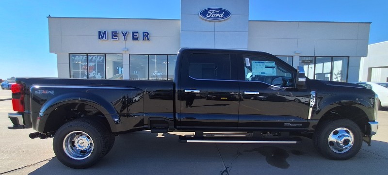 2026 Ford F-350 Super Duty Lariat