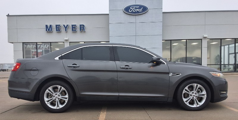 Gray 2015 Ford Taurus SEL AWD Sedan All-Wheel Drive Automatic