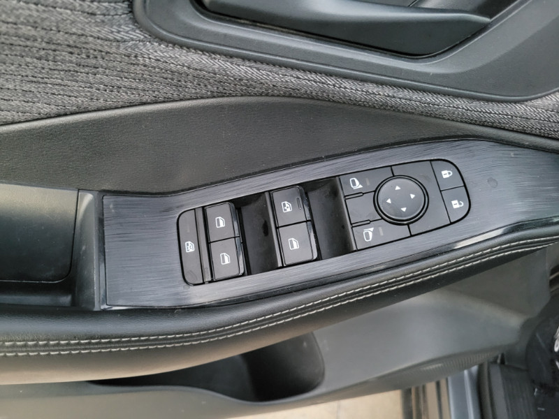 2021 Nissan Rogue S photo 15