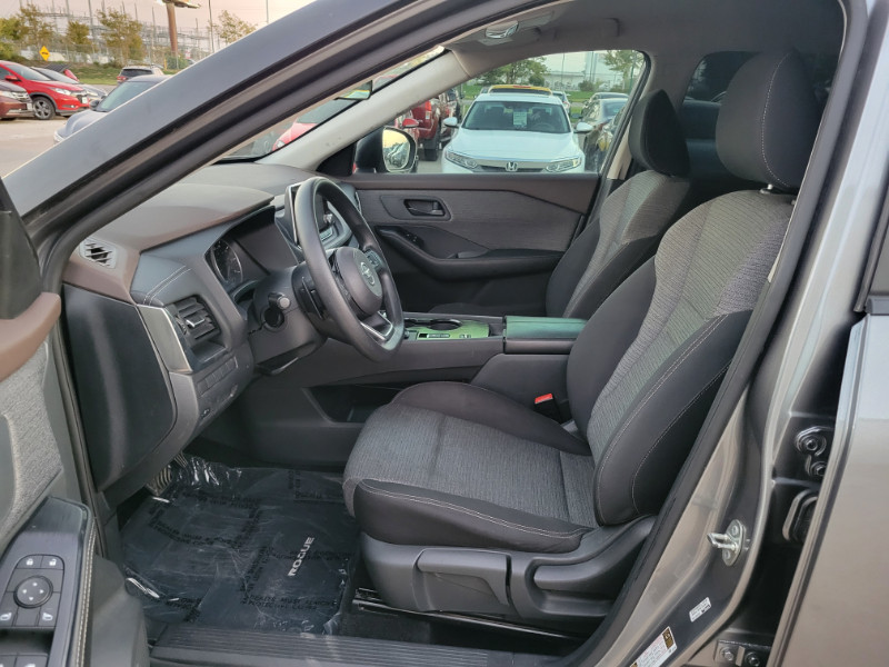 2021 Nissan Rogue S photo 16