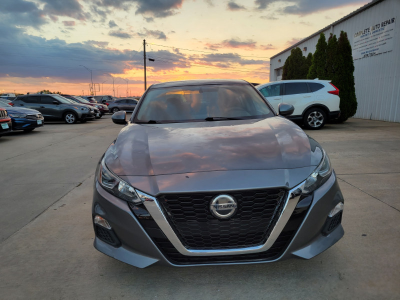 2020 Nissan Altima 2.5 S photo 2