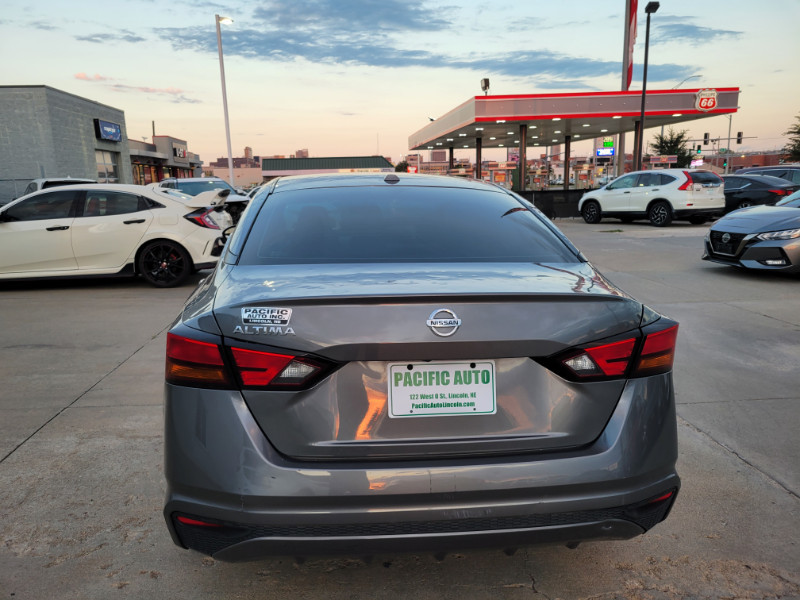 2020 Nissan Altima 2.5 S photo 6
