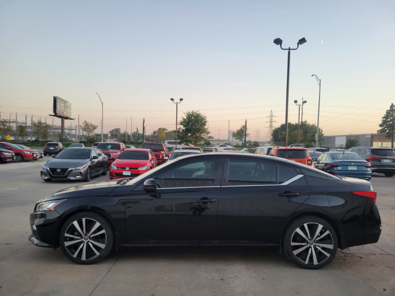 2020 Nissan Altima 2.5 SR photo 4