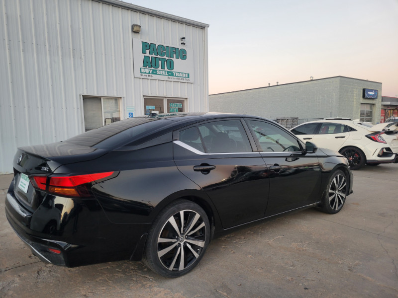 2020 Nissan Altima 2.5 SR photo 7