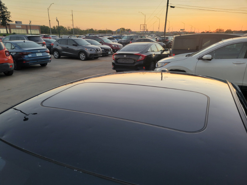 2020 Nissan Altima 2.5 SR photo 13